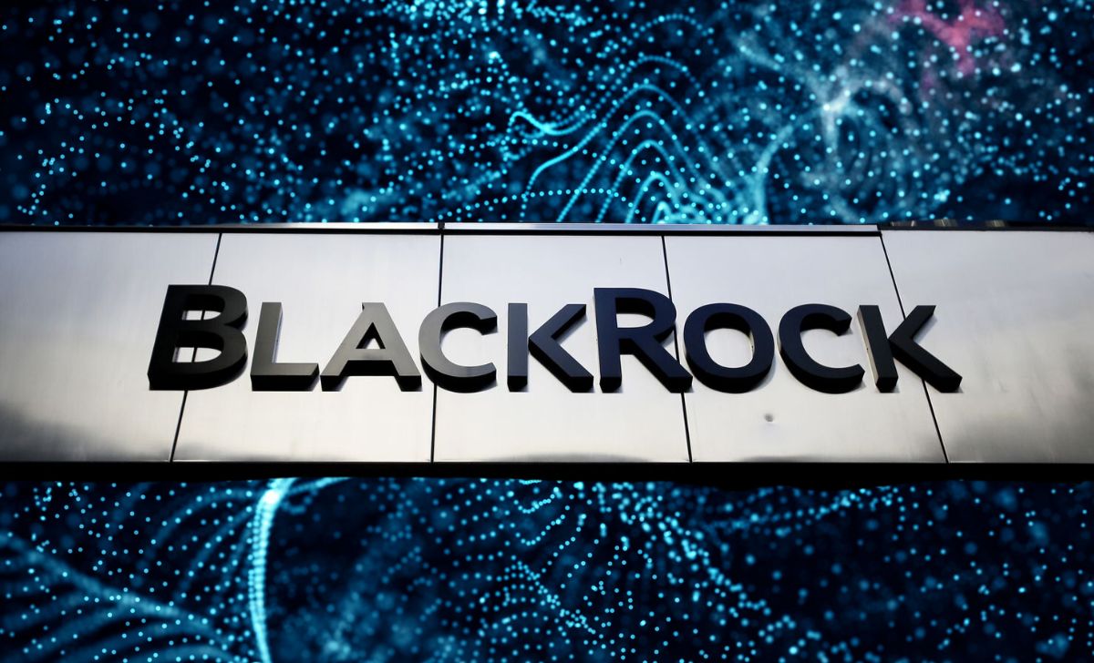 What is BlackRock? Why it the Company That Controls the World's Governments?